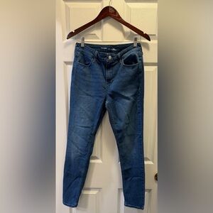 Old Navy Skinny Jeans in Dark Blue Wash